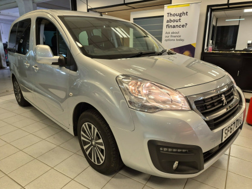 Peugeot Partner  Wheelchair Adapted with Winch