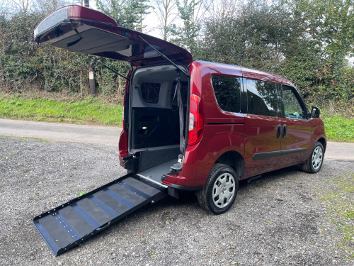Fiat Doblo  1.4 16V Easy 5dr WHEELCHAIR ACCESSIBLE VEHICLE 2 SEATS