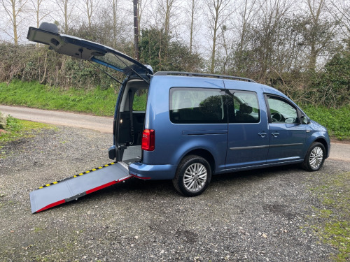 Volkswagen Caddy Maxi  2.0 TDI 5dr DSG AUTOMATIC WHEELCHAIR ACCESSIBLE VEHICLE 5 SEATS
