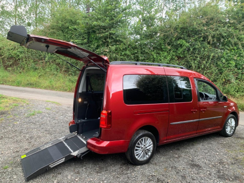 Volkswagen Caddy Maxi  2.0 TDI 5dr DSG AUTO WHEELCHAIR ACCESSIBLE VEHICLE 5 SEATS