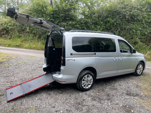 Volkswagen Caddy Maxi  2.0 TDI Life 5dr WHEELCHAIR ACCESSIBLE VEHICLE 5 SEATS