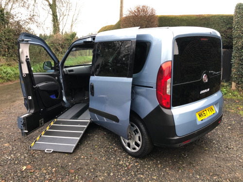 Fiat Doblo  1.4 16V Pop 5dr RIDE UPFRONT WHEELCHAIR ACCESSIBLE VEHICLE 4 SEATS