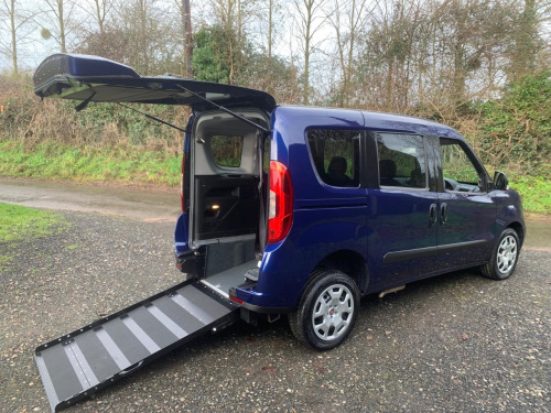 Fiat Doblo  DOBLO 16V SX WHEELCHAIR ACCESSIBLE VEHICLE 2 SEATS