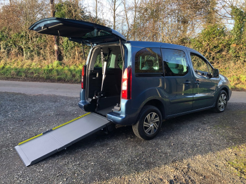 Citroen Berlingo  1.6 BlueHDi 100 Feel 5dr AUTOMATIC WHEELCHAIR ACCESSIBLE VEHICLE