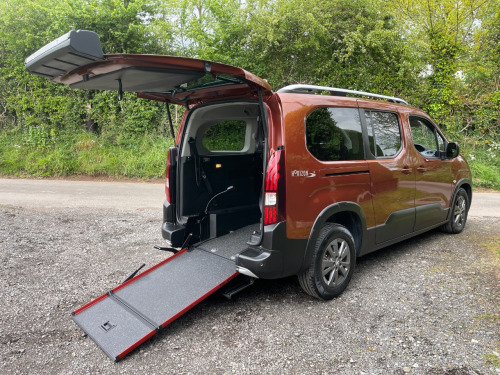 Peugeot Rifter  1.5 BlueHDi 100 Allure 5dr 5 SEAT WHEELCHAIR ACCESSIBLE VEHICLE