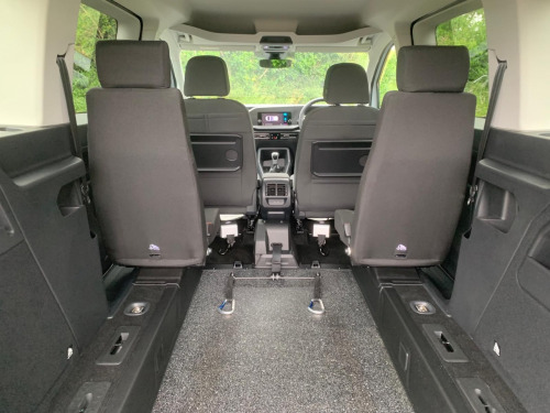 Volkswagen Caddy Maxi  2.0 TDI Life 5dr WHEELCHAIR ACCESSIBLE VEHICLE 4 SEATS