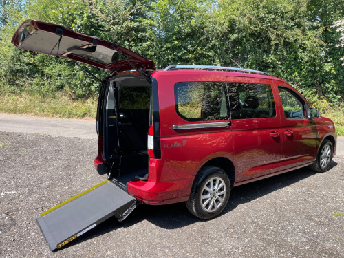 Ford Tourneo Connect  2.0 EcoBlue Titanium 5dr WHEELCHAIR ACCESSIBLE VEHICLE 3 SEATS