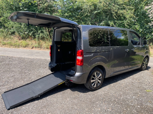 Toyota Proace  2.0D 180 Family 5dr AUTOMATIC WHEELCHAIR ACCESSIBLE VEHICLE