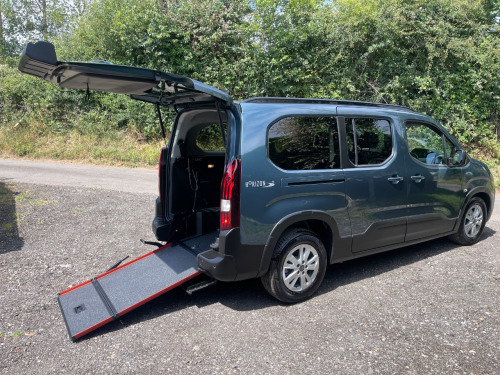 Peugeot Rifter  1.5 BlueHDi 100 Allure 5dr WHEELCHAIR ACCESSIBLE VEHICLE 5 SEATS