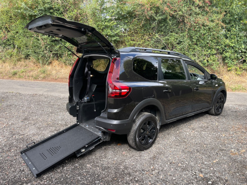 Dacia Jogger  1.0 TCe Extreme 5dr WHEELCHAIR ACCESSIBLE VEHICLE 5 SEATS