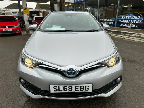 Toyota Auris  1.8 VVT-h Icon Tech Hatchback 5dr Petrol Hybrid CV