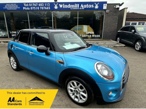 MINI Hatch  1.5 Cooper D Hatchback 5dr Diesel Auto Euro 6 (s/s
