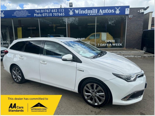 Toyota Auris  1.8 VVT-h Excel Touring Sports 5dr Petrol Hybrid C
