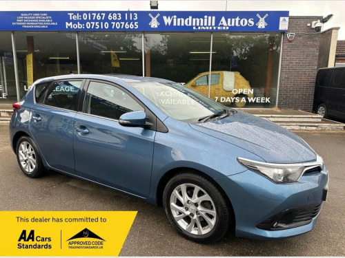 Toyota Auris  1.2 1.2 VVT-i Business Edition Hatchback 5dr Petro