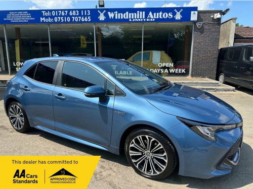 Toyota Corolla  2.0 VVT-h Design Hatchback 5dr Petrol Hybrid CVT E