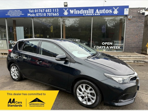 Toyota Auris  1.2 VVT-i Business Edition Hatchback 5dr Petrol CV