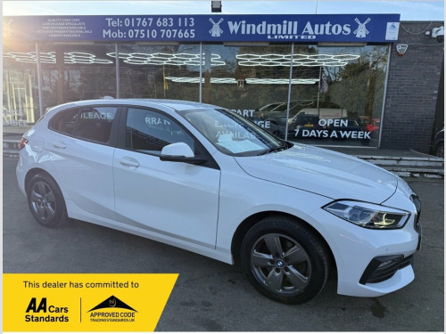 BMW 1 Series  1.5 118i SE Hatchback 5dr Petrol Manual Euro 6 (s/