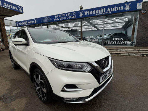 Nissan Qashqai  1.3 DIG-T Tekna SUV 5dr Petrol Manual Euro 6 (s/s) 