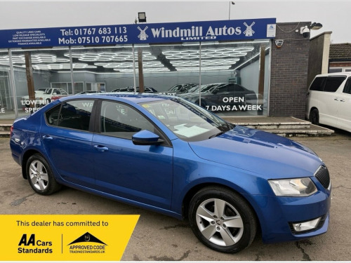 Skoda Octavia  1.6 TDI SE Hatchback 5dr Diesel DSG Euro 5 (s/s) ( 