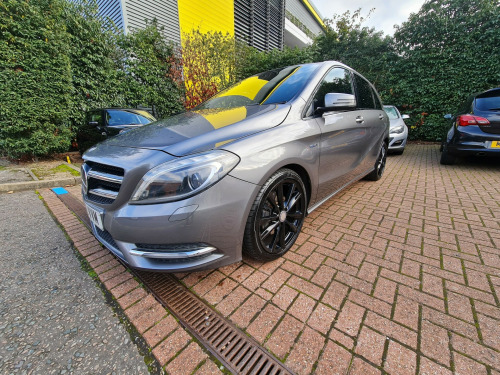 Mercedes-Benz B-Class B180 B180 BLUEEFFICIENCY SPORT 5-Door