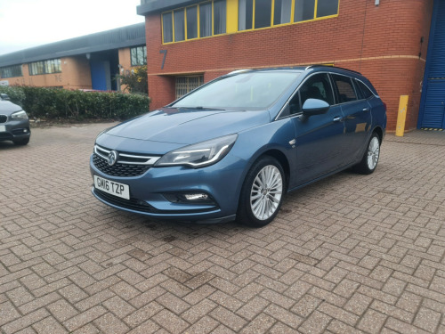 Vauxhall Astra  ELITE NAV 5-Door