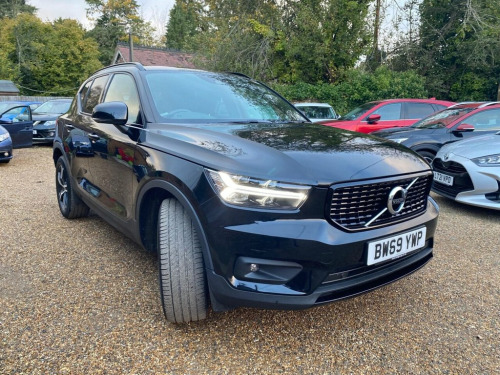 Volvo XC40  1.5 T3 R-Design SUV 5dr Petrol Manual Euro 6 (s/s)