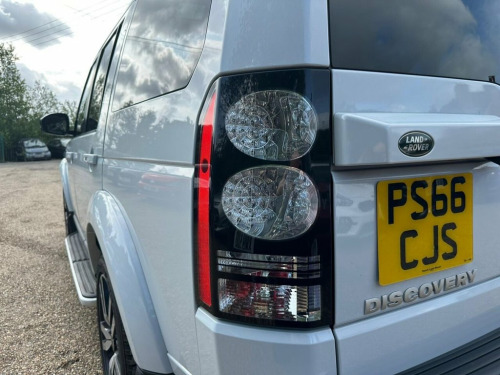 Land Rover Discovery 4  3.0 SD V6 Landmark Auto 4WD Euro 6 (s/s) 5dr