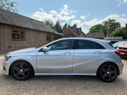 Mercedes-Benz A-Class A250 2.0 A250 Engineered by AMG 7G-DCT 4MATIC Euro 6 (s