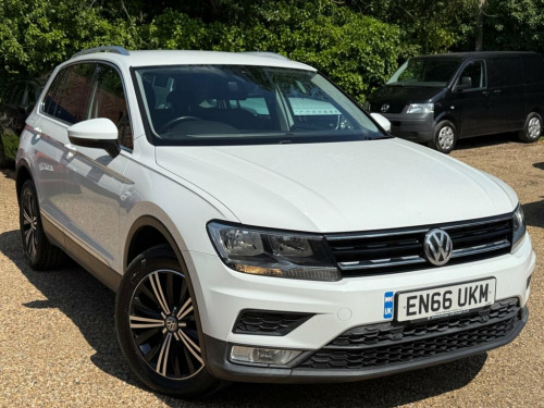 Volkswagen Tiguan  2.0 TDI BlueMotion Tech SE Navigation 4Motion Euro