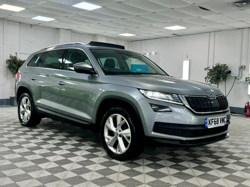 Skoda Kodiaq  EDITION TSI DSG + PAN ROOF + FULL BLACK LEATHER + 7 SEATS + FINANCE ME + 