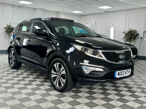 Kia Sportage  CRDI KX-3 SAT NAV + AUTOMATIC + BLACK LEATHER + PAN ROOF + 