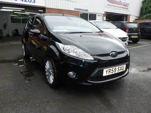 Ford Fiesta  1.4 TITANIUM 5d 96 BHP **LOW INSURANCE**