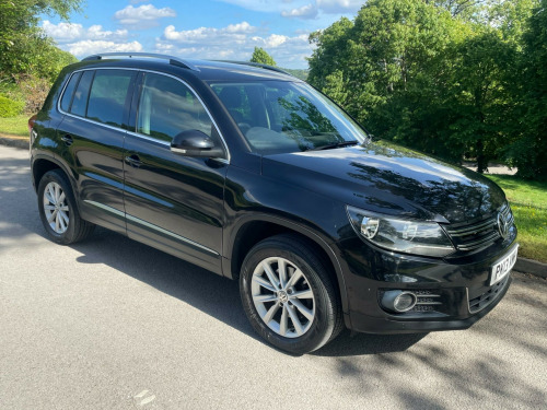 Volkswagen Tiguan  2.0 TDI BlueMotion Tech SE DSG 4WD Euro 5 (s/s) 5dr