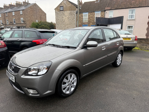 Kia Rio  RIO GRAPHITE