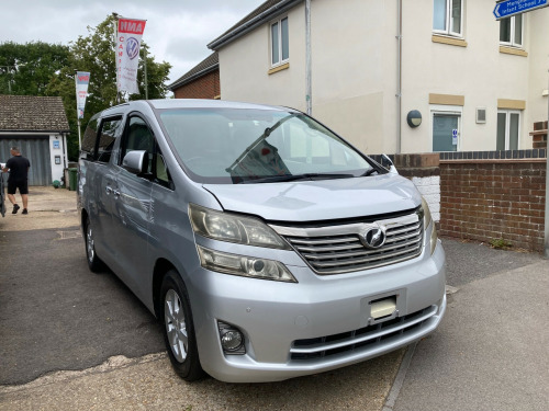 Toyota Vellfire  2.4X Petrol Automatic 8 seater low miles air conditioning