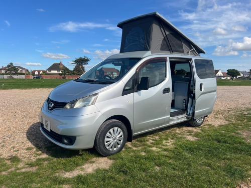 Nissan NV200  1.6 Petrol Automatic Camper  Elevating Roof, L shape Pull Out Bed on Runner