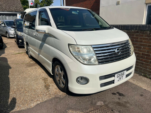 Nissan Elgrand  Rear Campervan conversion, 3.5 V6 petrol automatic air con