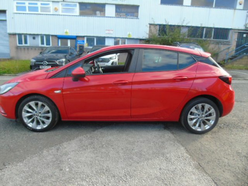 Vauxhall Astra  1.4i 16V Design 5dr