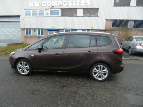 Vauxhall Zafira  1.4T SRi Nav 5dr