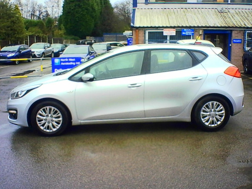 Kia ceed  1.6 CRDi ISG 1 5dr