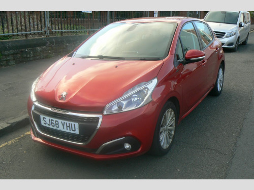 Peugeot 208  1.2 PureTech 82 Signature 5dr [Start Stop]