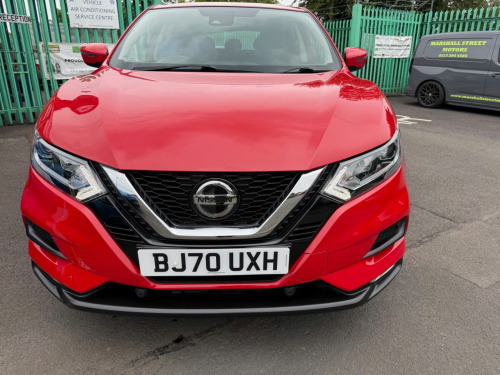 Nissan Qashqai  QASHQAI ACENTA PREMIUM DIG-T