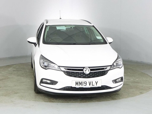 Vauxhall Astra  1.6 CDTi ecoTEC BlueInjection Tech Line Nav Sports