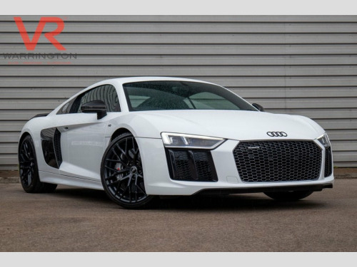 Audi R8  5.2 FSI V10 Plus Coupe 2dr Petrol S Tronic quattro