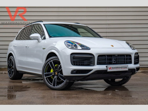 Porsche Cayenne  3.0 V6 E-Hybrid 17.9kWh Platinum Edition SUV 5dr P
