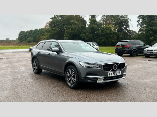 Volvo V90  Volvo V90 Estate 2.0 T5 Cross Country Plus 5dr AWD Geartronic