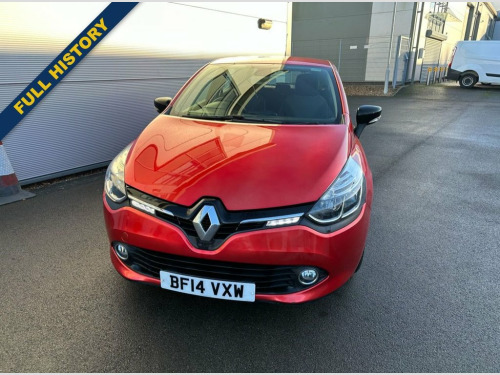 Renault Clio  1.2 16V Dynamique MediaNav Hatchback 5dr Petrol Ma