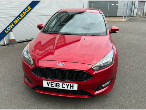 Ford Focus  1.0T EcoBoost ST-Line Hatchback 5dr Petrol Manual 
