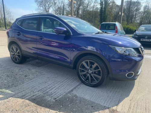 Nissan Qashqai  1.5 dCi Tekna 2WD Euro 5 (s/s) 5dr