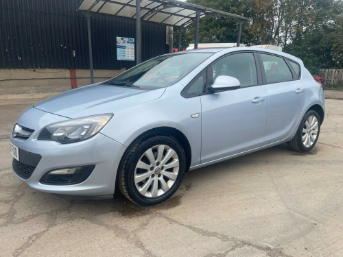 Vauxhall Astra  1.7 CDTi ecoFLEX Exclusiv Euro 5 (s/s) 5dr